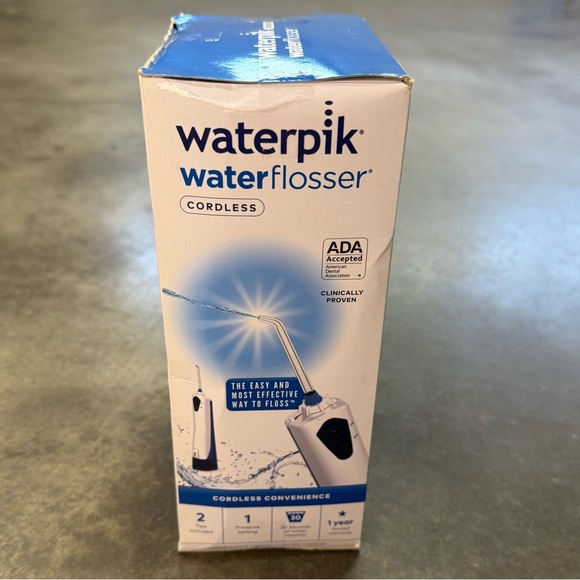 Waterpik WP360W Cordless Water Flosser Rechargeable - Picture 5 of 8